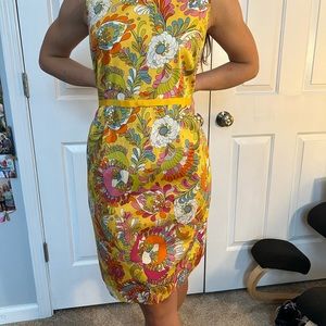 Kate Spade dress with ribbon at waist.Exceptional! Waist 32” shoulder to hem 36”